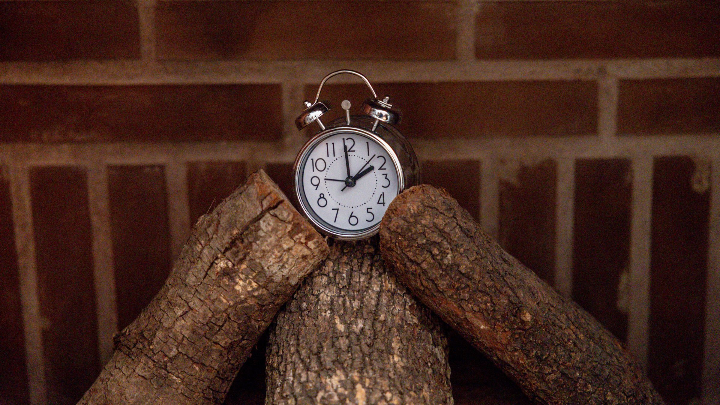 The time changes this weekend: Why we still have to 'fall back' — Villanova Community news